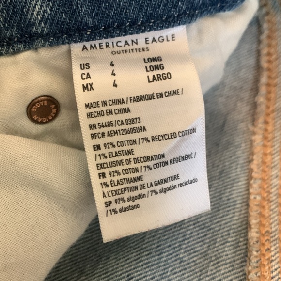 AE Stretch Curvy Super High-Waisted Baggy Straight Jean - Picture 5 of 7